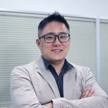 Hansen Ng, Director